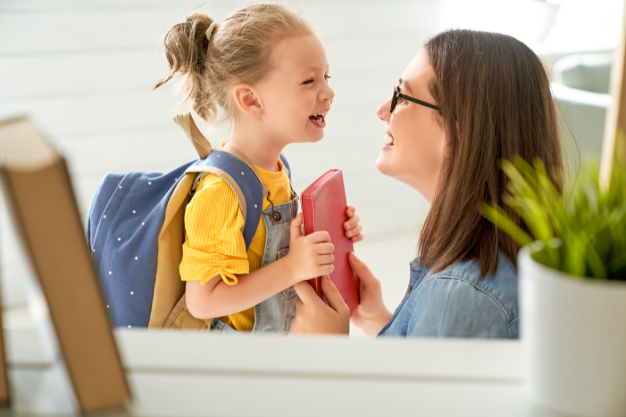 Madre de niña con autismo